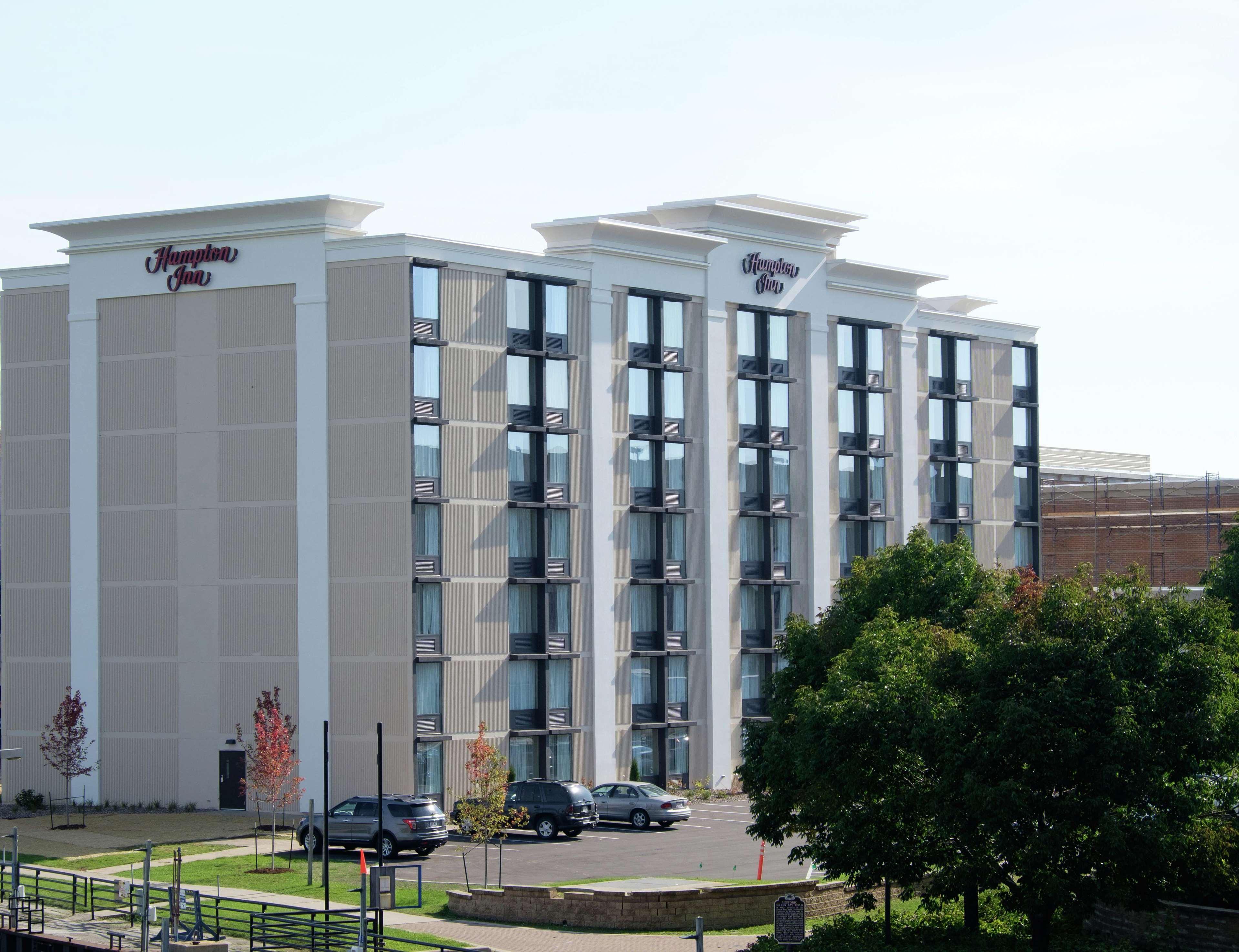 Hampton Inn Green Bay Downtown Kültér fotó