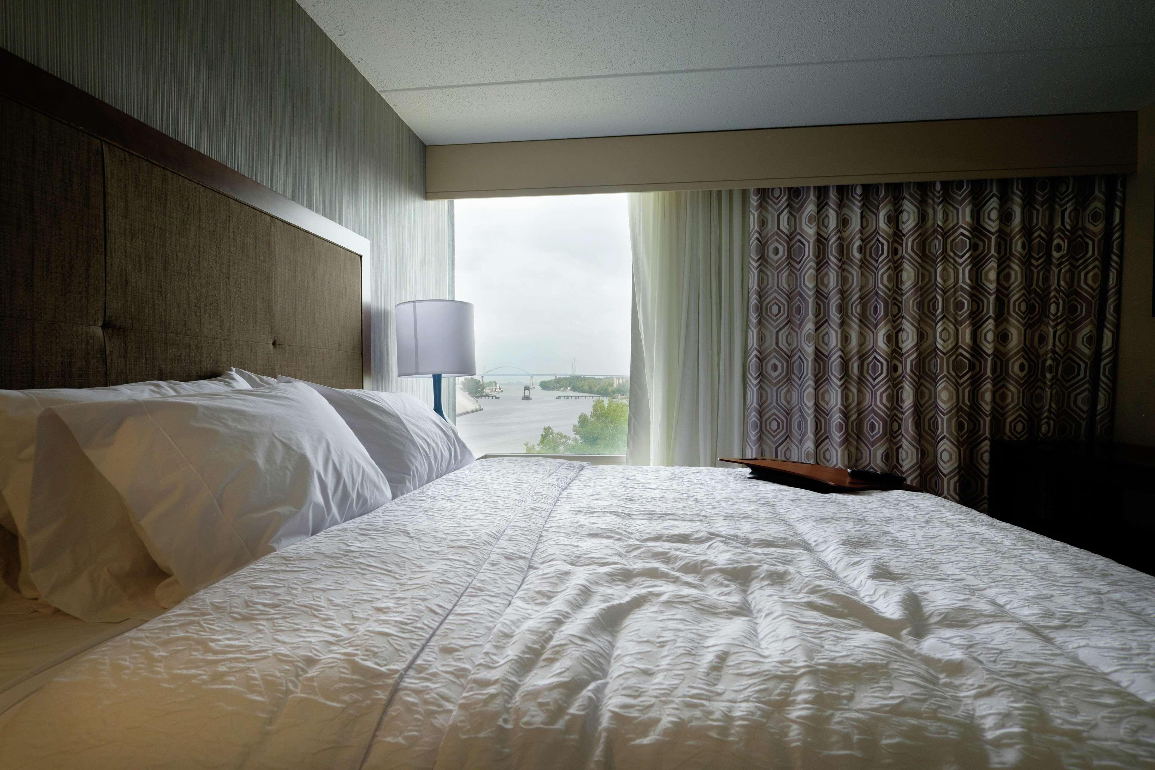 Hampton Inn Green Bay Downtown Kültér fotó